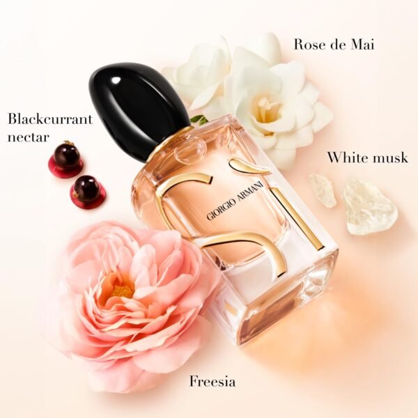 Armani Beauty - Sì - Eau de Parfum - Women's Perfume - Modern Chypre Fragrance - Blackcurrant Nectar, Rose De Mai & Freesia, Patchouli Notes - Image 3