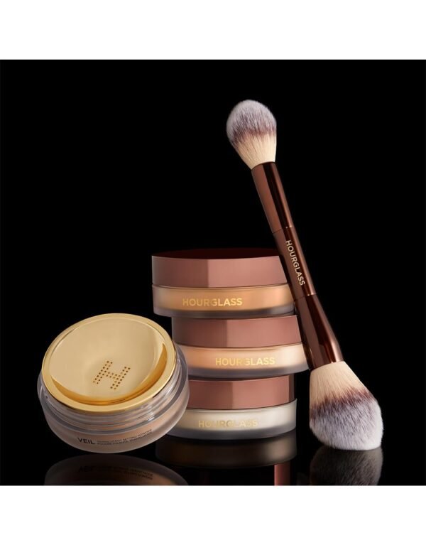 Hourglass Veil Translucent Setting Powder - Image 4