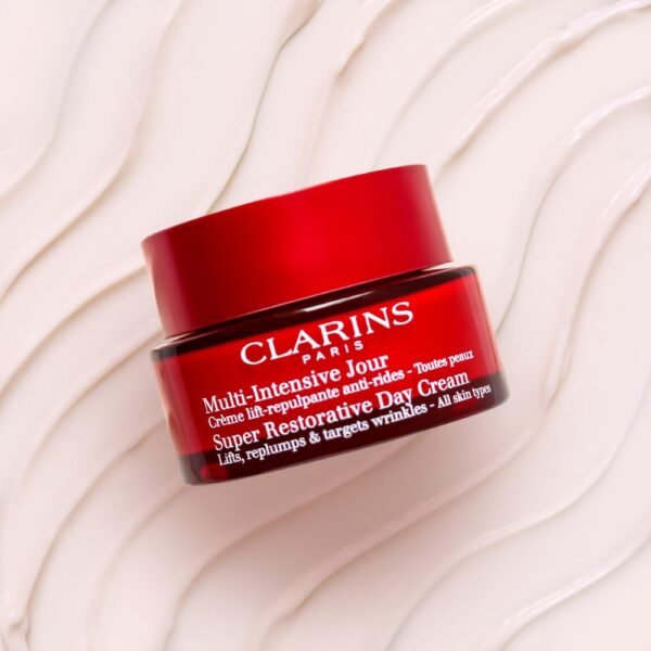 Clarins Super Restorative Day Cream | Anti-Aging Moisturizer For Mature Skin Weakened By Hormonal Changes | Replenishes, Illuminates & Densifies Skin | Lifts & Smoothes | Targets Age Spots & Wrinkles - Image 5