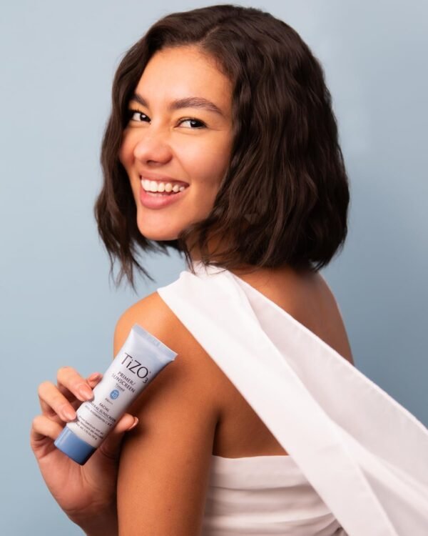 TiZO3 Facial Mineral Sunscreen and Primer, Tinted Broad Spectrum SPF 40 with Antioxidants, Sheer matte finish, Fragrance-Free, Oil-Free, Dermatologist-recommended, PA+++ 1.75 oz - Image 4