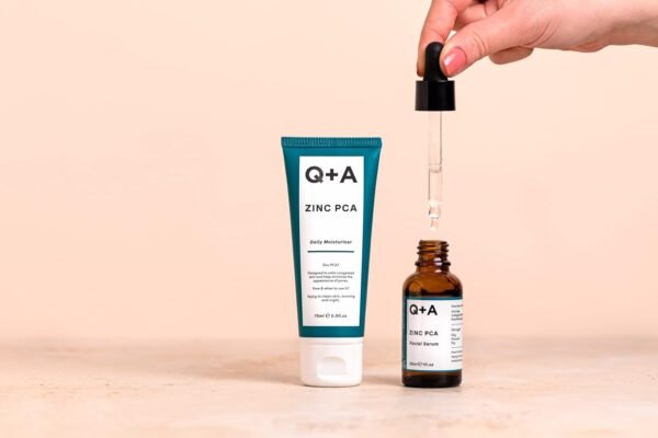 Zinc PCA Daily Moisturiser, Hydration and Oil Control with Zinc PCA & Ginseng, for Tackling Oily, Blemish-Prone, and Combination Skin, Ensures Essential Moisture Without Clogging Pores, 2.5 fl.oz - Image 8