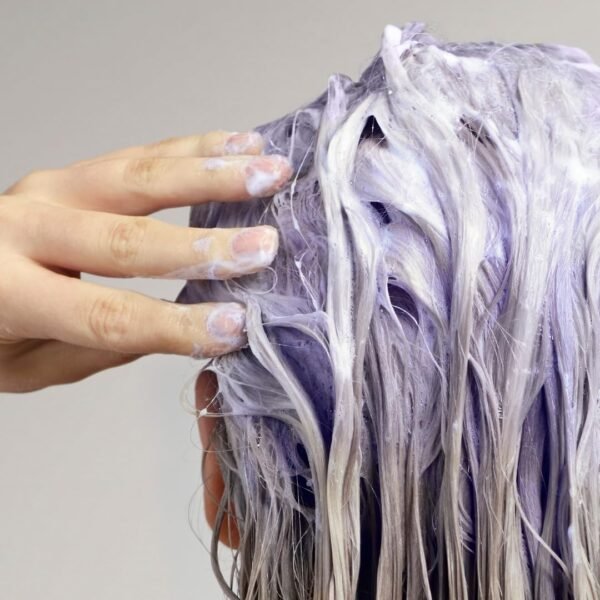 Christophe Robin Shade Variation Baby Blonde Toning Purple Shampoo with Florentina Iris, Neutralizes Brassy, Yellow Tones for Blonde, Bleached, Silver, Highlighted Hair 250ml - Image 5