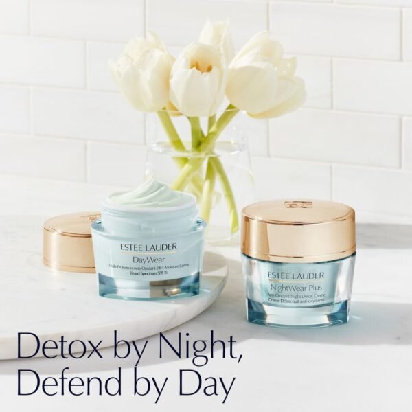Estée Lauder DayWear Multi-Protection Anti-Oxidant 24H-Moisture Cream SPF 15 Anti-Aging Moisturizer - Image 5