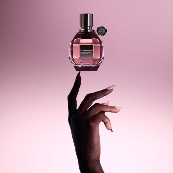 Viktor&Rolf - Flowerbomb Eau de Parfum - Mother's Day Perfume Set - Floral & Woody - With Notes of Vanilla, Jasmine, & Rose - 3.4 Fl Oz & 2 0.34 Fl Oz Travel Size Fragrances - Image 6
