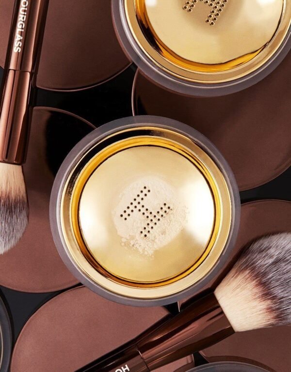 Hourglass Veil Translucent Setting Powder - Image 5