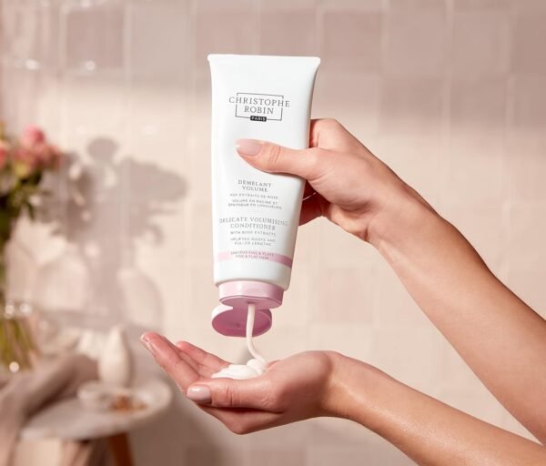 Christophe Robin Delicate Volumizing Conditioner With Rose Extracts for Thin, Fine, and Flat Hair 6.7 fl. oz - Image 3