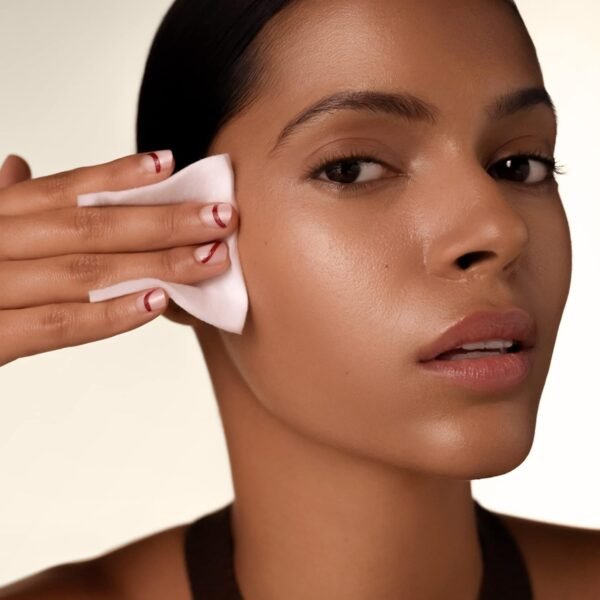Shiseido Facial Cotton Pads - Includes 165 Squares - For Softener Application & Makeup Removal - 100% Natural, Super Soft - Image 4