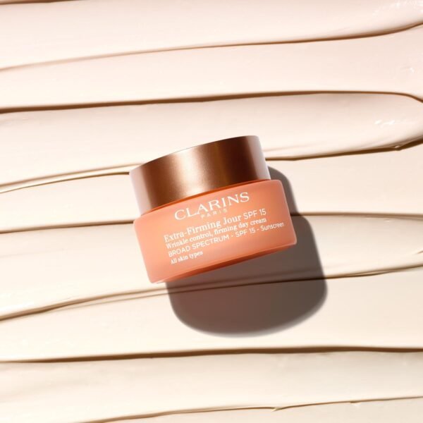 Clarins Extra-Firming Day Cream SPF 15 | Anti-Aging Moisturizer | UVA/UVB Protection | Visibly Regenerated, Firmer Skin* | Boosts Radiance - Image 5