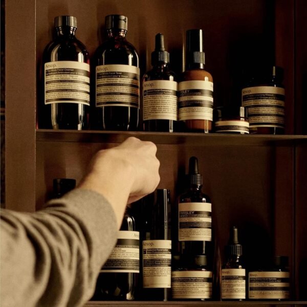 Aesop Coriander Seed Body Cleanser | Refreshing & Invigorating | Spicy, Woody, Warm | 16.9 oz / 500mL - Image 5