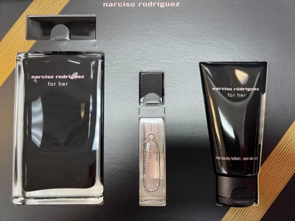 Narciso Rodriguez for Women 3 Piece Set (3.4 Eau de Toilette Spray + 1.6 Body Lotion + 0.33 Eau de Toilette Spray) - Image 5