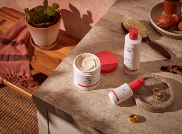 Christophe Robin Regenerating Mask with Prickly Pear Seed Oil for Dry, Damaged and Chemically Treated Hair 75ml, Travel Size - Image 6
