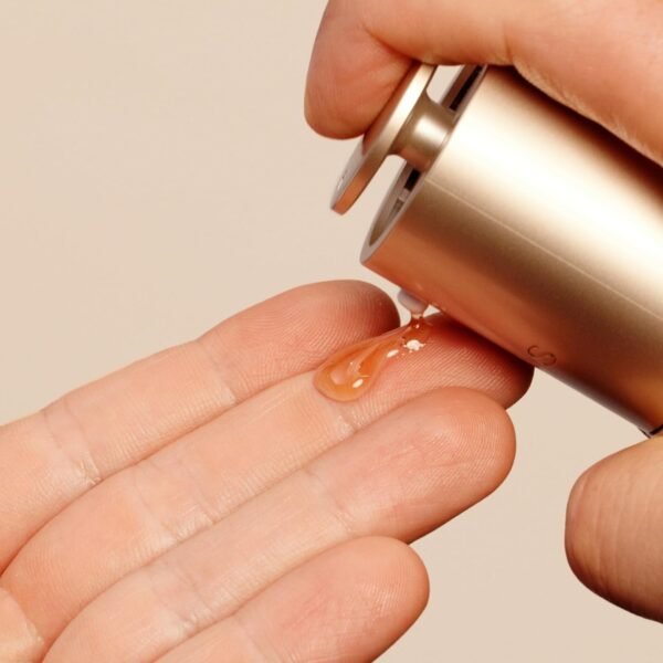 Clarins Double Serum | Anti Aging Face Serum | Visibly Firms, Smoothes, Boosts Radiance, and Refines Pores | 24H Hydration | All Skin Types - Image 9
