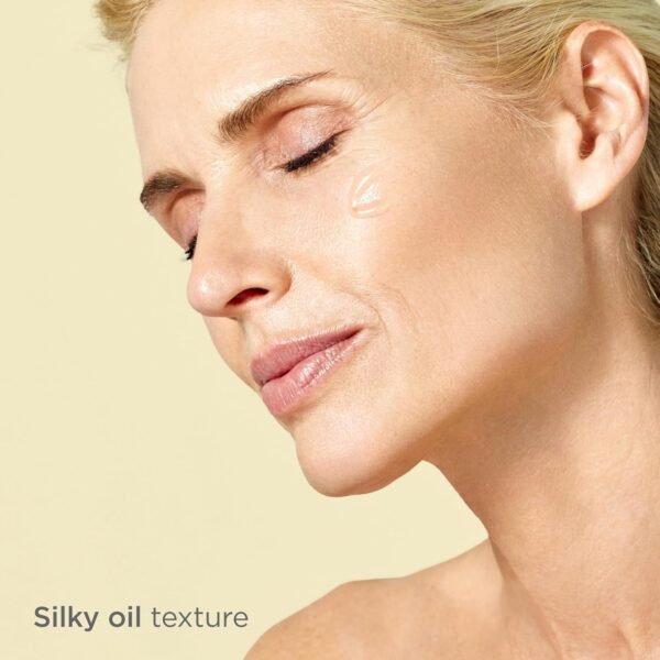 Vitamin C and Hyaluronic Acid Serum ampoule, Flavo-C Ultraglican by ISDIN - Image 4