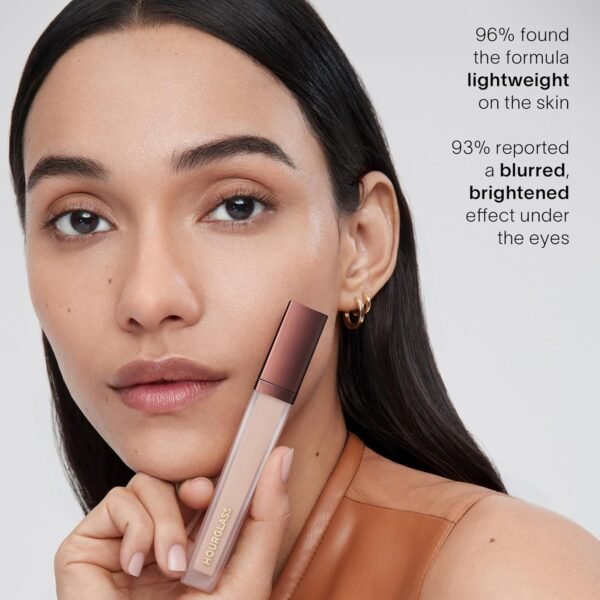 Hourglass Vanish Airbrush Concealer. Weightless and Waterproof Concealer for a Naturally Airbrushed Look - Image 7