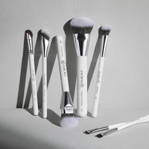 Concealer Brush, Angled Under Eye Makeup Small Foundation Precision Face Blending Brush (193 concealer brush) - Image 9