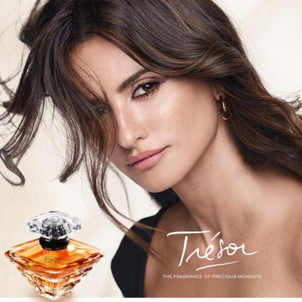 Lancôme Trésor Eau de Parfum - Long Lasting Fragrance with Notes of Rose, Lilac, Peach & Apricot Blossom - Elegant & Romantic Women's Perfume - Image 5
