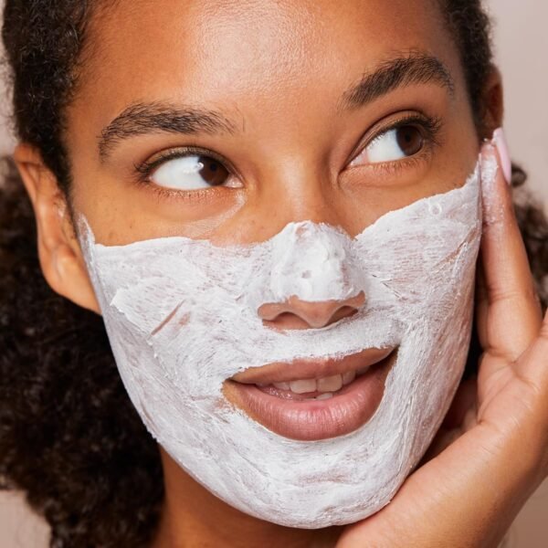 Clarins V-Facial Intensive Wrap Face Mask | Award-Winning Facial Contouring Mask | Visibly Reduces Puffiness and Swelling Caused by Stress,Heat and Hormonal Changes | Promotes Even Skin Tone | 2.5 Oz - Image 7