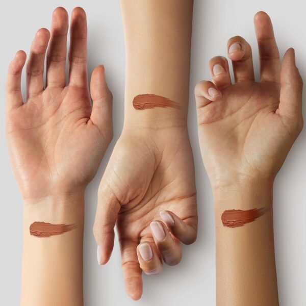 NARS Natural Radiant Longwear Foundation - Barcelona Women Foundation 1 Fl Oz (Pack of 1) - Image 5