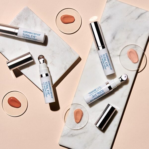 Colorescience Total Eye 3-in-1 Anti-Aging Renewal Therapy for Wrinkles & Dark Circle - Image 6
