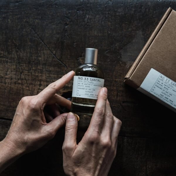 No.33 SANTAL, Parfum Spray, 3.4 Fl oz Unisex - Iconic Scent of New York A Cult Fragrance - Long-Lasting - Image 3
