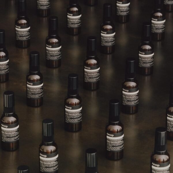 Aesop Tame Hair Serum | Smooth Hair, Flyaways, Frizz | Lightweight Formulation Without Stickiness or Build-Up | 2 oz / 60mL - Image 5