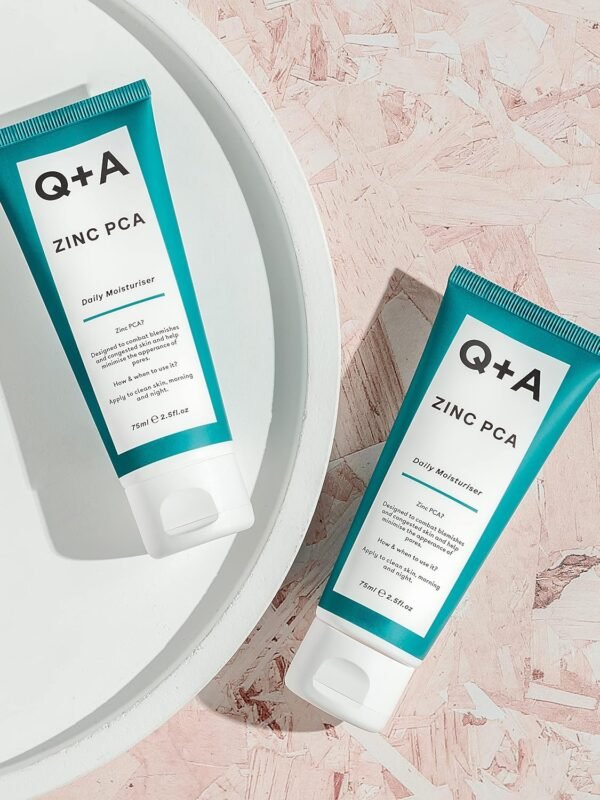 Zinc PCA Daily Moisturiser, Hydration and Oil Control with Zinc PCA & Ginseng, for Tackling Oily, Blemish-Prone, and Combination Skin, Ensures Essential Moisture Without Clogging Pores, 2.5 fl.oz - Image 6
