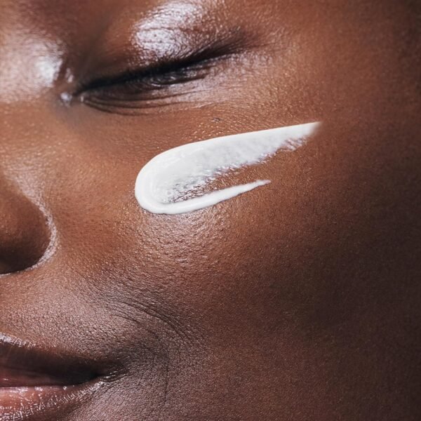 Clarins Dry Touch Face Sunscreen | Broad Spectrum SPF 50+ | UVA/UVB Protection | Lightweight and No White Cast | Enriched with Antioxidants | All Skin Types, including Sensitive Skin | 1.7 Ounces - Image 6